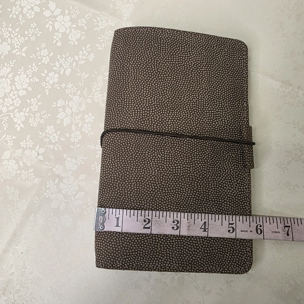 Planner Perfect Pebbled Leather Traveler's Notebook Cover - A5